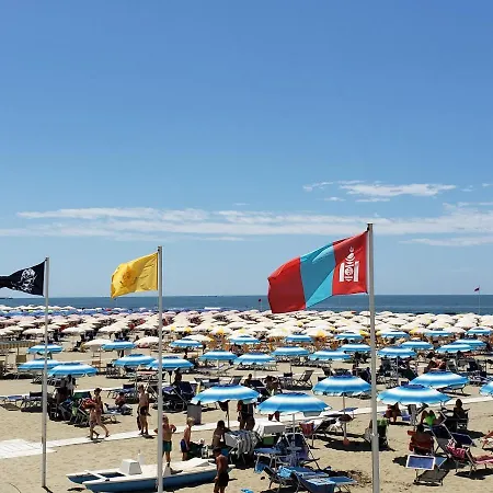 A Due Passi Dal Mare Apartman Lido di Camaiore